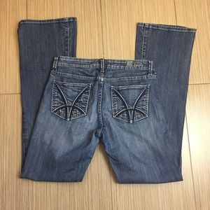 ⤵️$39 KUT From the KLOTH - BOOT Cut Blue Jeans